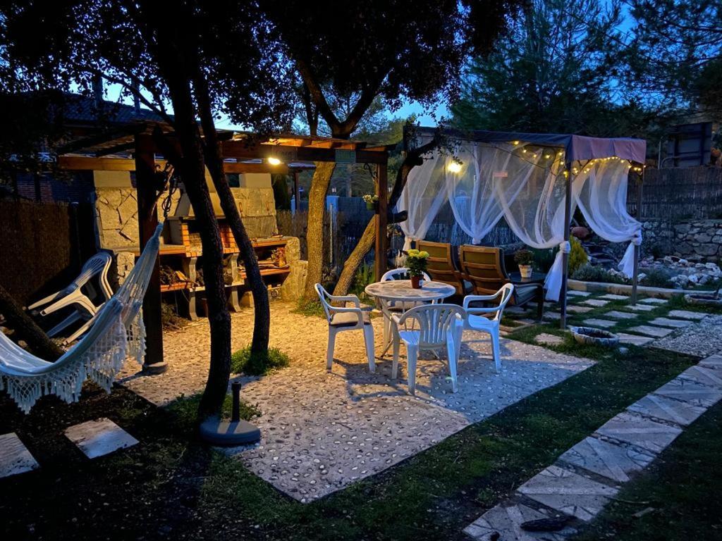 Desconexion Y Paz, Cabana En La Sierra Albalate De Zorita Exteriör bild